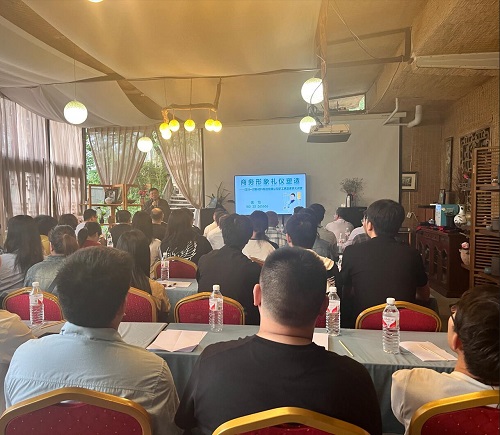 1766565231093925358.jpg 羅總總結 縮小.jpg